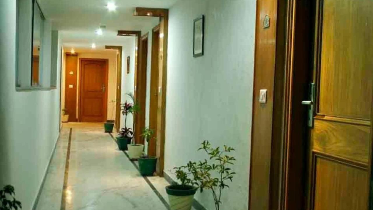 فندق بادميني بالاس Rāni Pokhri المظهر الخارجي الصورة